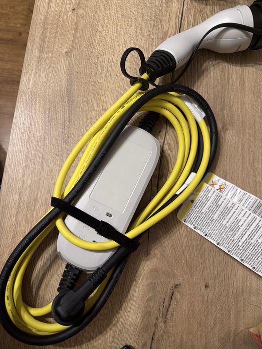Kabel do ładowania samochodu elektrycznego VW