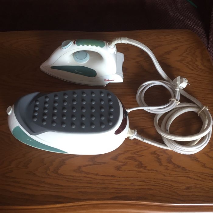 Паровий утюг Saturn ST 1119