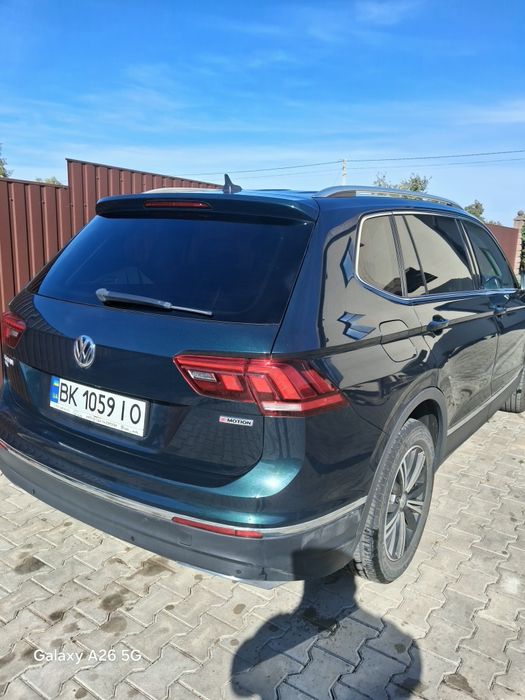 Volkswagen Tiguan SEL 2019