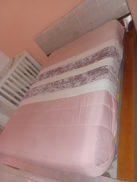 Vendo cama de casal