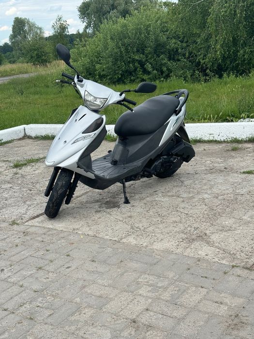 Продам Suzuki adress 125g