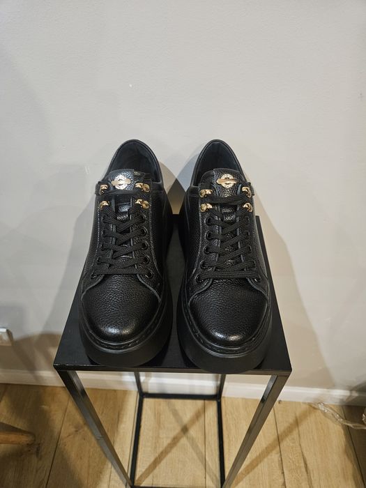 Karo buty czarne skóra  na koturnie 38 nowe  czarne