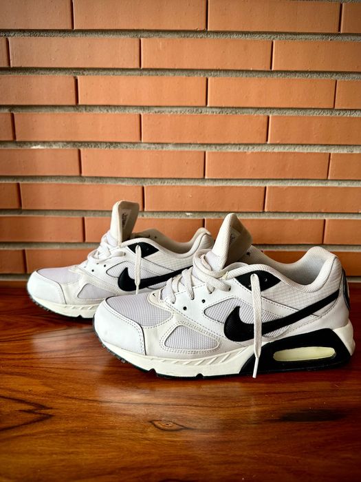Ténis Nike Air Max Ivo