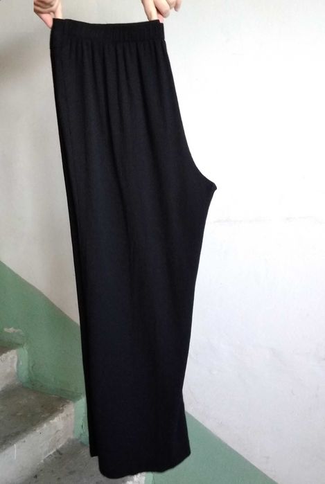 р 18 / 52-54 Чорні легкі штани жатка прямі широкі з високою талією