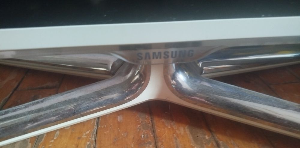 Телевізор  Samsung