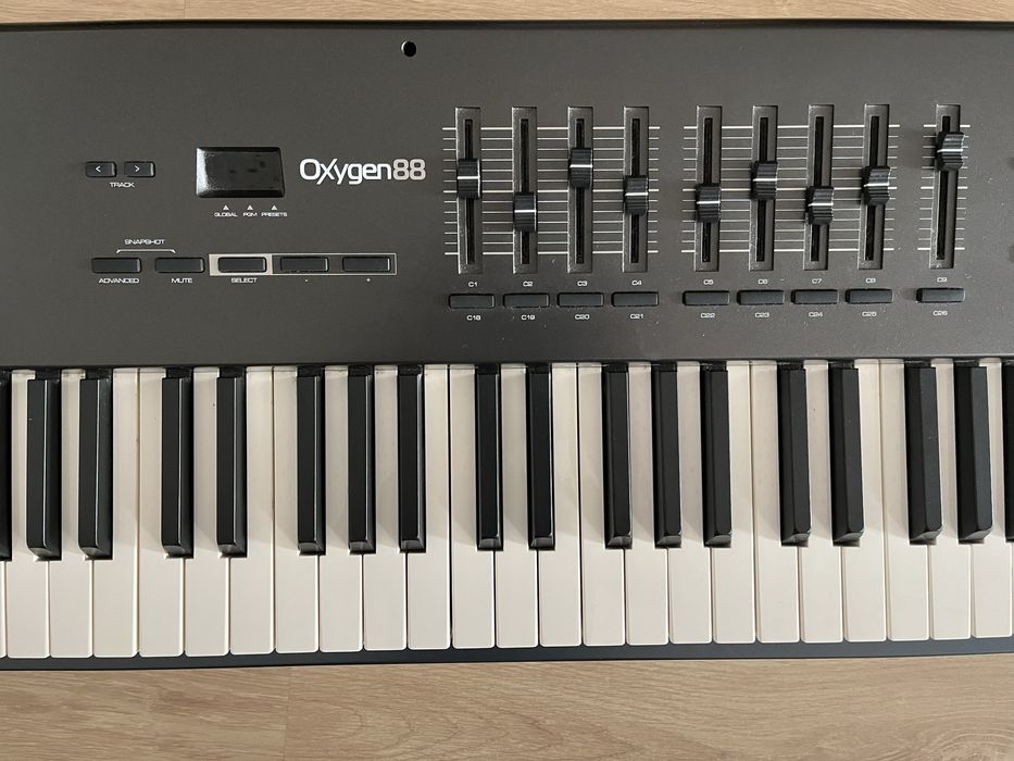 Teclado M-Audio Oxygen 88