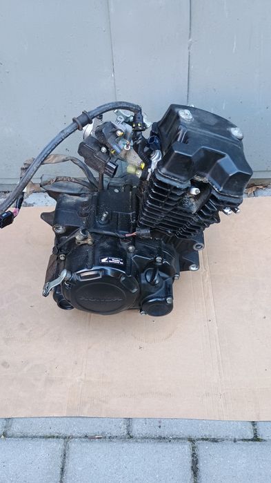 Części Honda CBF125 lampy lagi silnik bak owiewki koła  i wiele innych