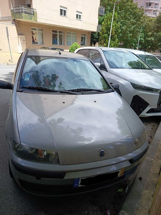 Fiat Punto 1.2 Gasolina | Nacional | 190 mil km | Muito Estimado