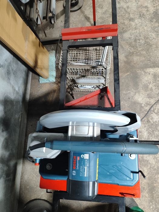 Serra de corte para metal Bosch GCO 14-24 J Professional
