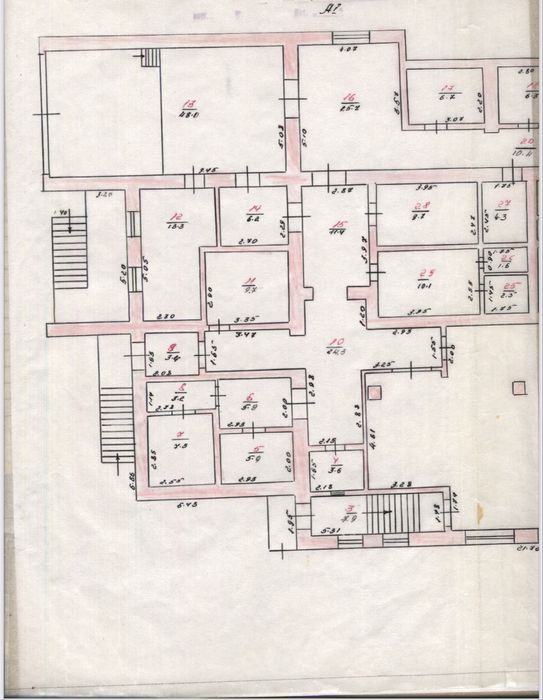 Продам просторе приміщення у місті з великою квадратурою