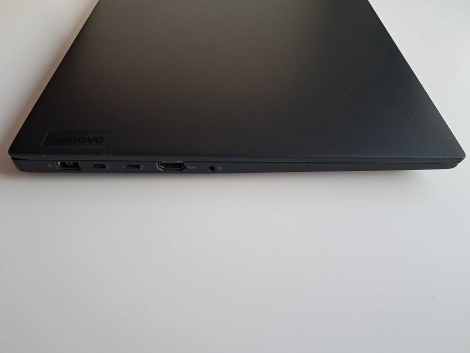 Laptop Lenovo ThinkPad P1 Gen 5 16" Intel Core i7 32 GB / 1000 GB LTE