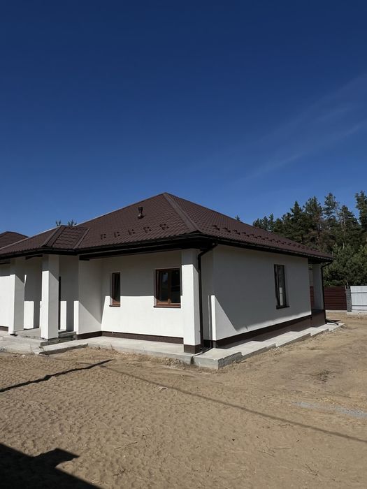 Купуй будинок біля лісу і отримай генератор в подарунок