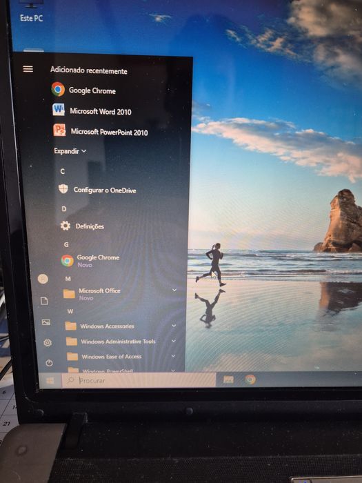 HP Compaq 6720S Laptop (Intel Dual-Core T2390 / 3 GB RAM / 250 GB HDD)64750798091009123