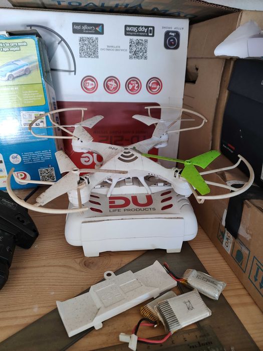 Portátil, impressora, ecrã, drone