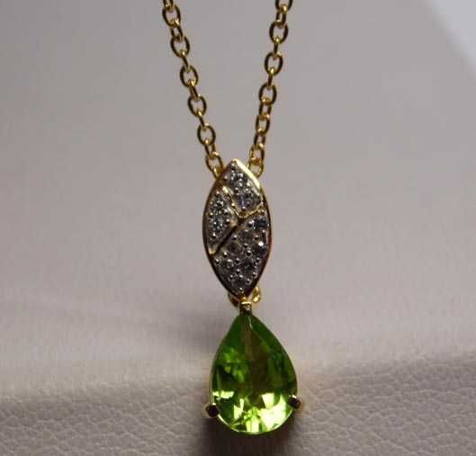Naszyjnik oliwin łezka i cyrkonie srebro złocone 46 cm.