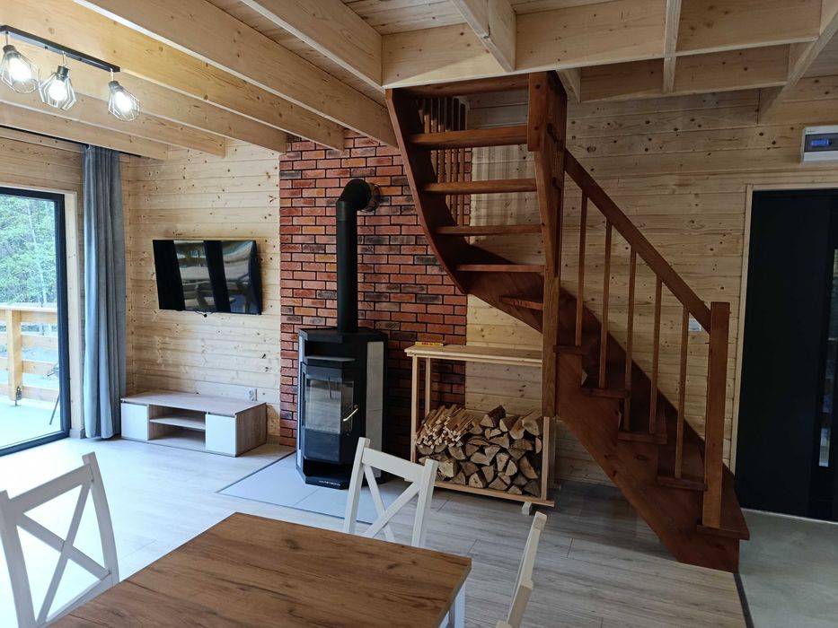 Domek nad jeziorem w Borach Tucholskich