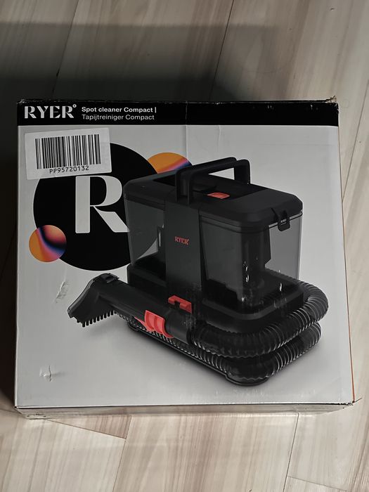 Odkurzać z funkcją mycia RYER