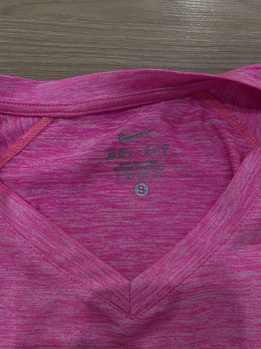 футболка nike спортивная s размер