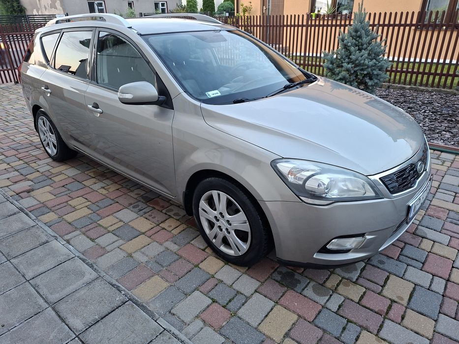 Kia ceed kombi lift