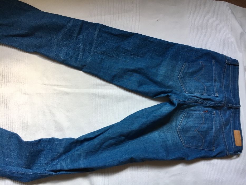 Levis jeansy rozmiar 26