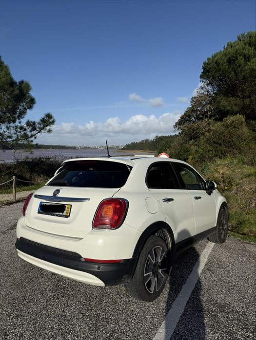 Carro Fiat 500 X