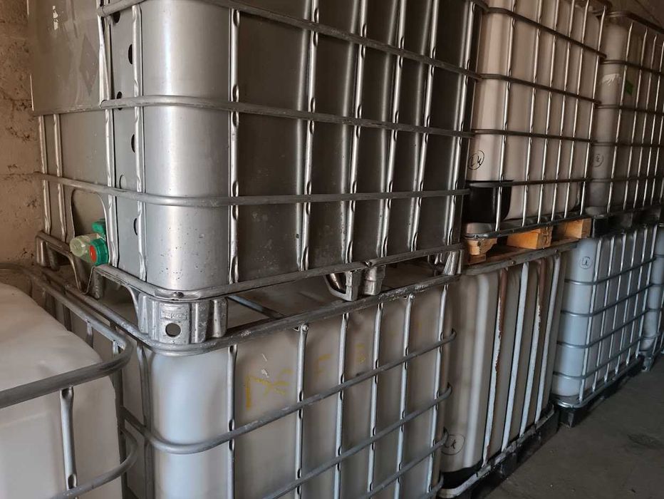 Sprzedam zbiorniki typu MAUZER