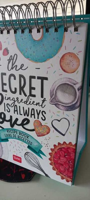 Livro receitas Legami: Secret Ingredient is always Love