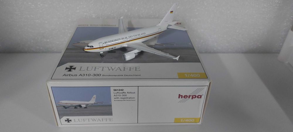 Avião Boeing Aviões Airbus escala 1/400 em Metal Varios Ver Fotos 45