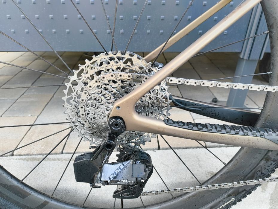 Gt Grade Full Carbon Sram Red Axs Zipp Rock Shox Expl Rudy