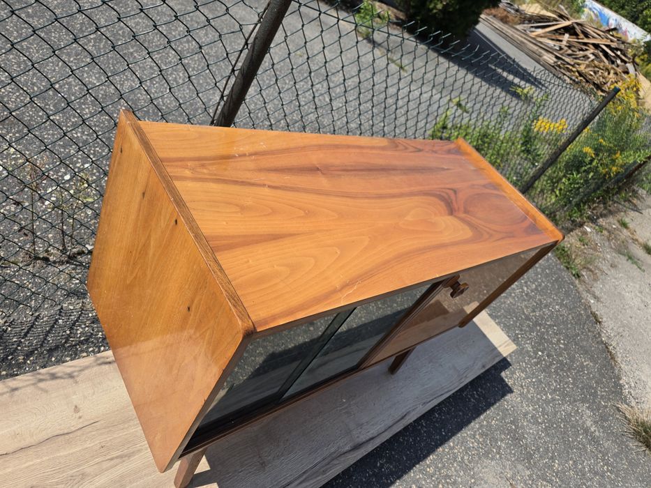 Komoda prl Bilea