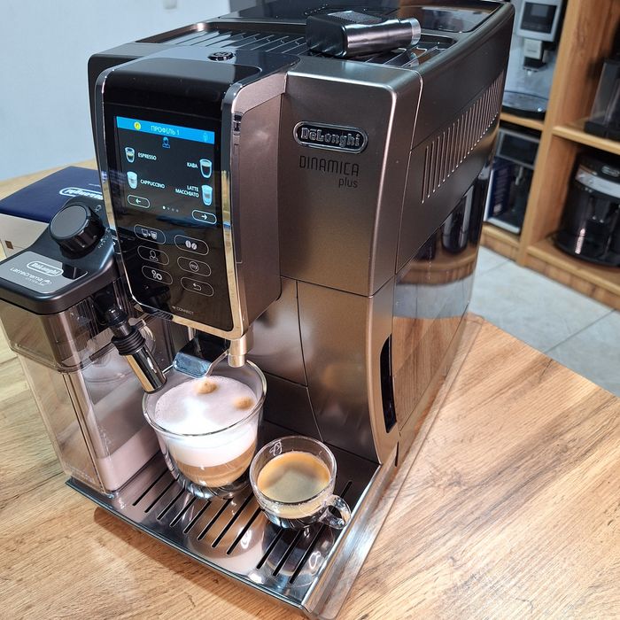 Кавомашина Delonghi Dinamica plus