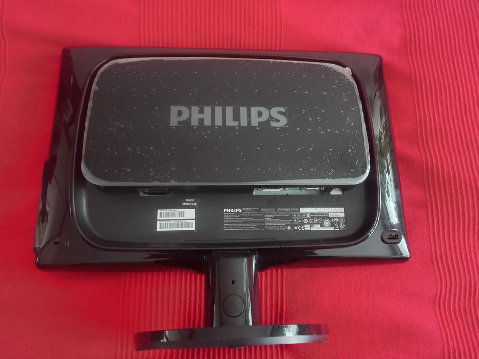 Monitor Philips 19 cali.
