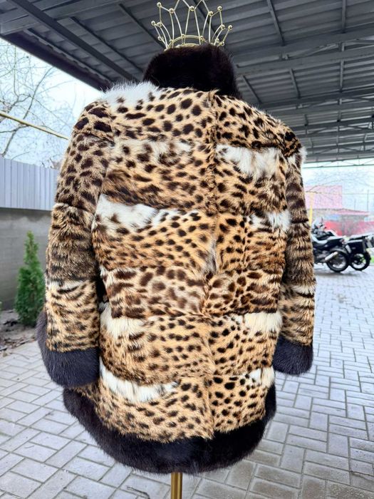 Шикарна шуба , із хутра оцелота , леопарда , та норки
