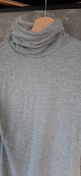 Body z golfem basic rozmiar S lub mniejsze M, stan bdb