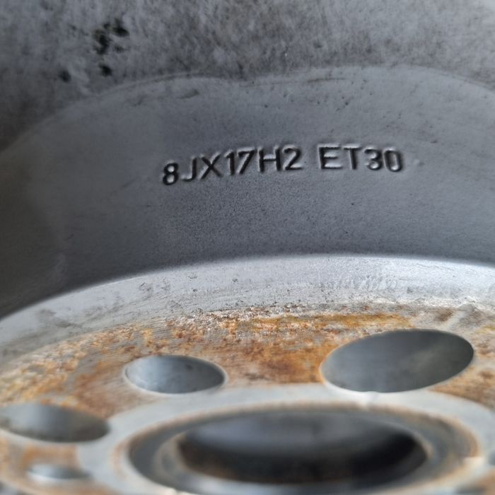 диски 17 5/112 Audi оригинал dia 66.6