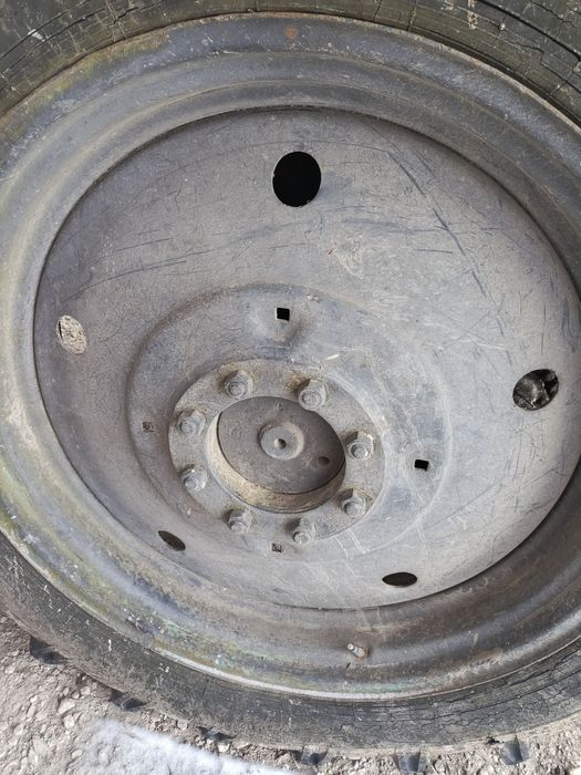 Продам колеса до  трактора т40