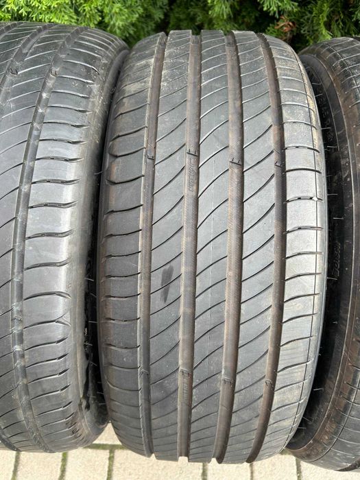 Шини 215/45 R18 93V Michelin e.Primacy