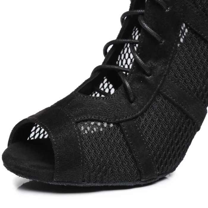 Туфлі професійні для танців (high heels, латина) є розміри