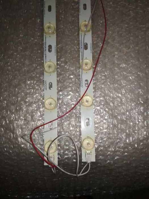 Пiдсвiтка б.у  Saturn Led32C