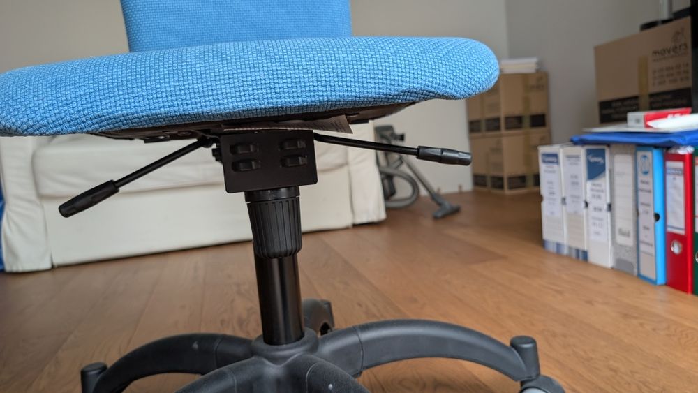 Krzesło IKEA NOMINELL – Prawie nowe!