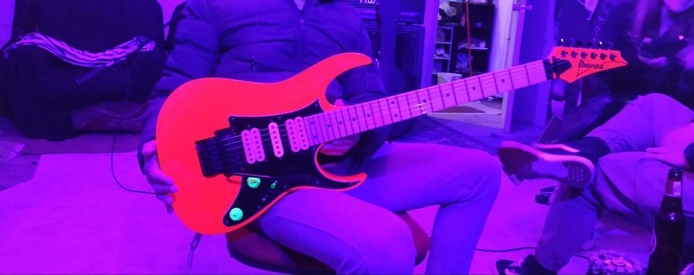 Ibanez RG 550 com Pickups dimarzio paf pro