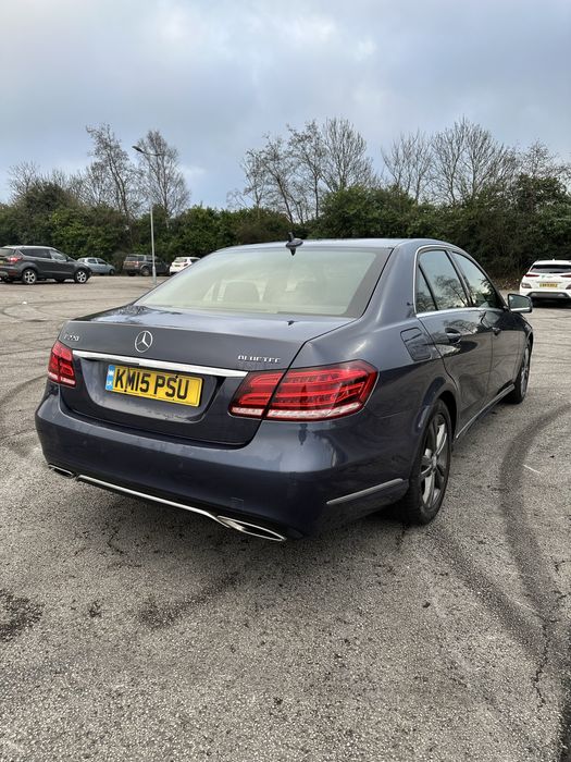 Mercedes E220d ANGLIK