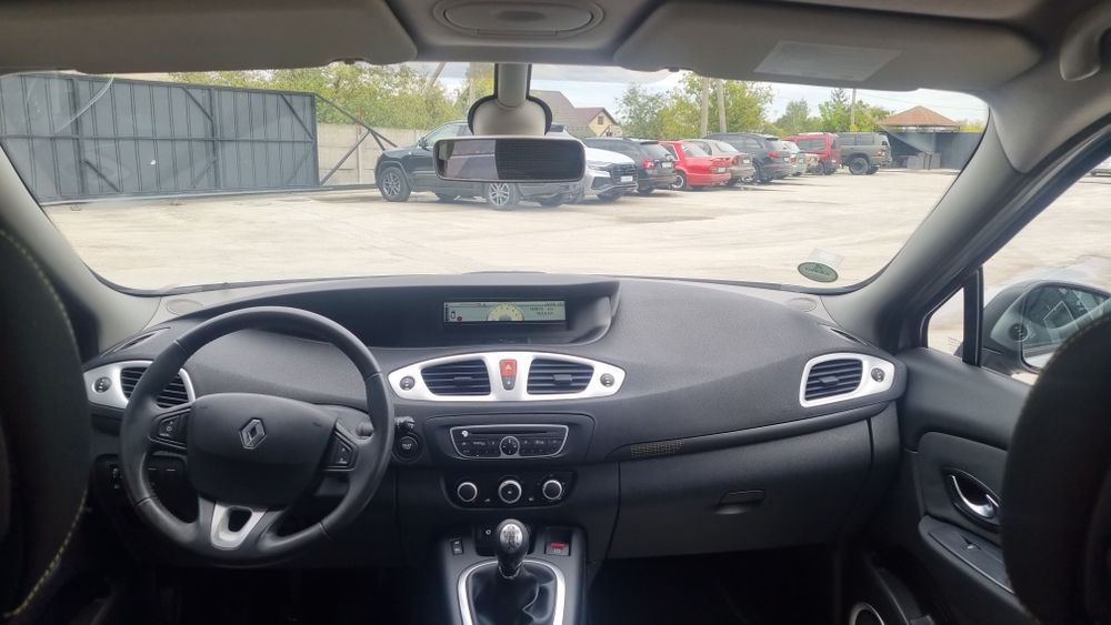 Renault  Scenic 1.6 2010р