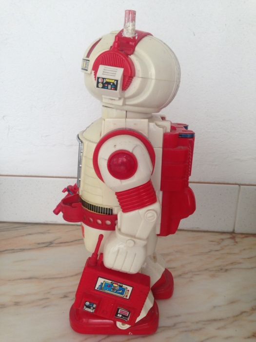 Robot Space Warrior64737879302401123