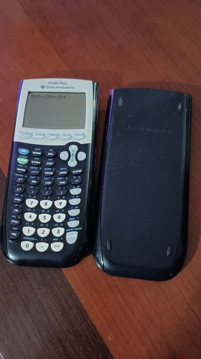 Calculadora gráfica Texas ti 84 plus