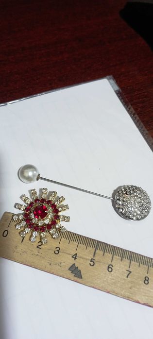 Продам брошечки гарні