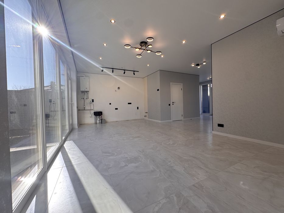 Дуплекс з сучасним ремонтом 120м2