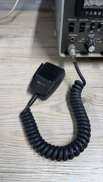 YAESU FT-101E – легендарний ламповий короткохвильовий трансивер / радіостанція