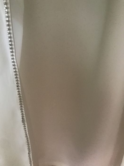 Sukienka slubna ecru