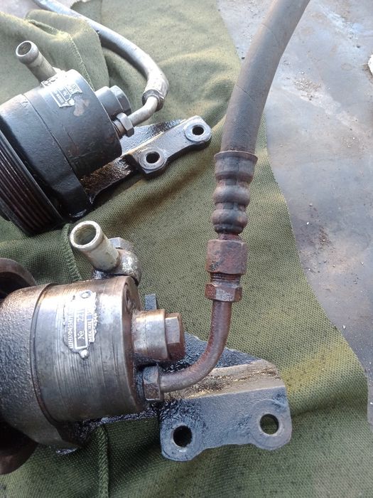 Насос гидроусилителя на Газель,Волга,УАЗ Хантер,патриот